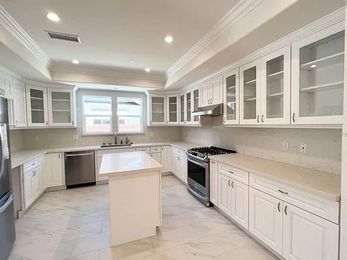 Apartment for rent at 804 - 806 N Electric Ave, Alhambra, CA 91801