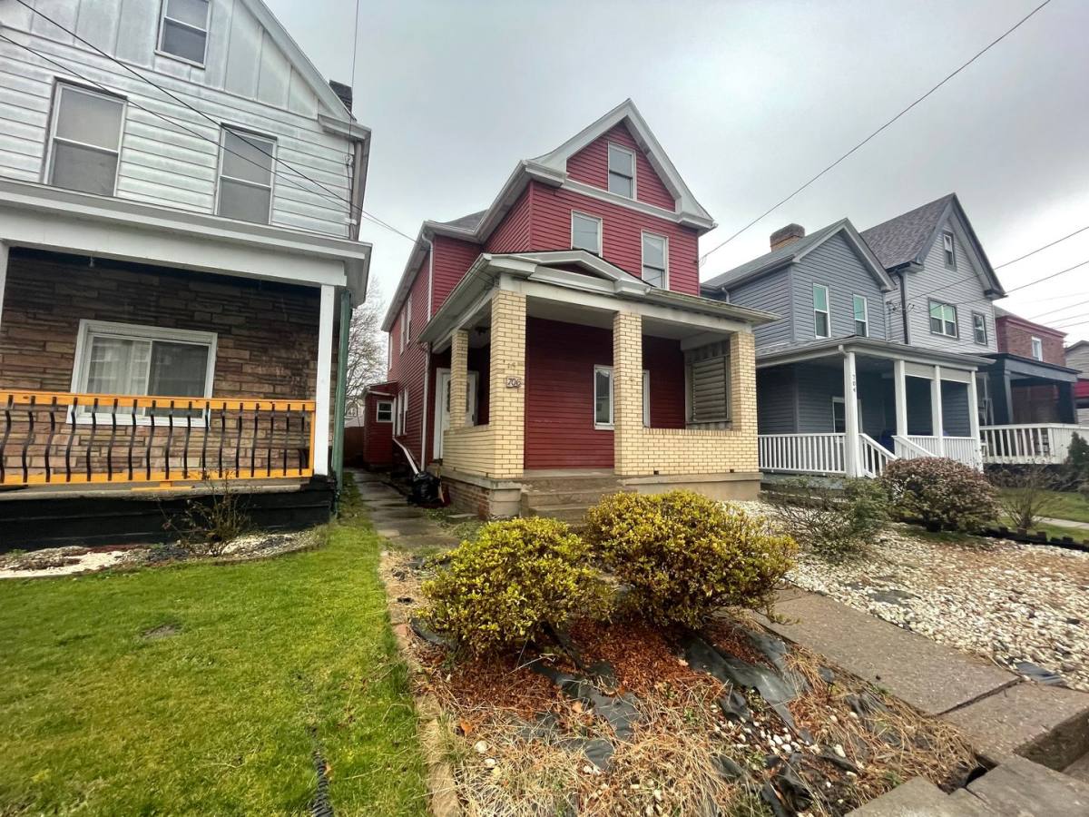 House for rent at 706 E 17th Ave, Homestead, PA 15120