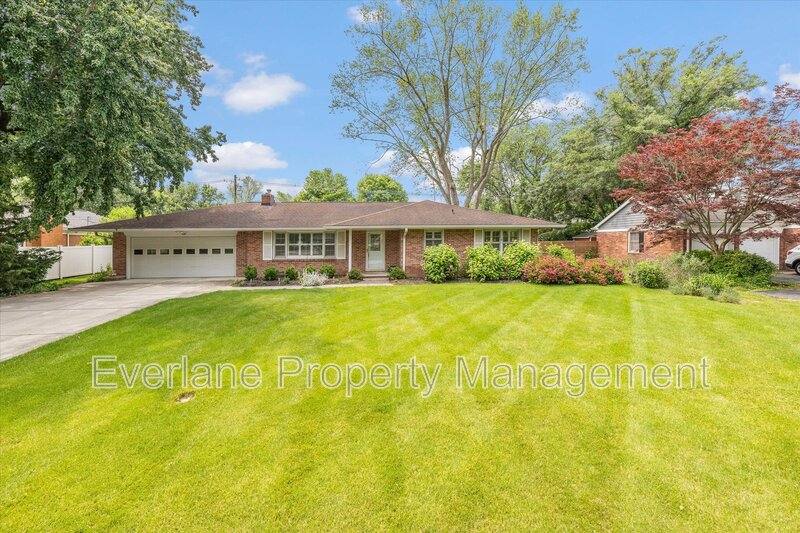 House for rent at 647 Alwyne Rd, Carmel, IN 46032