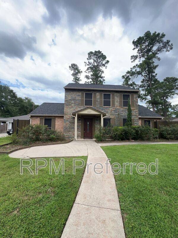 House for rent at 3907 Glenheather Dr, Houston, TX 77068