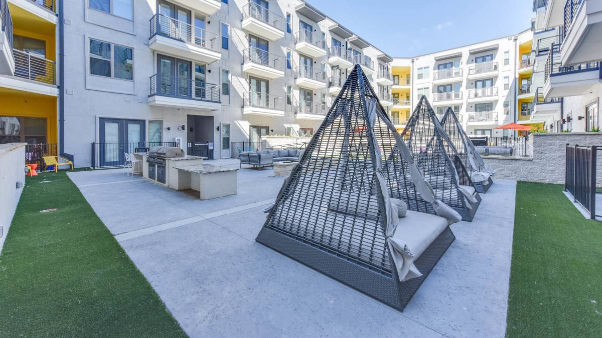 Apartment for rent at 600 W St Johns Ave, Austin, TX 78752