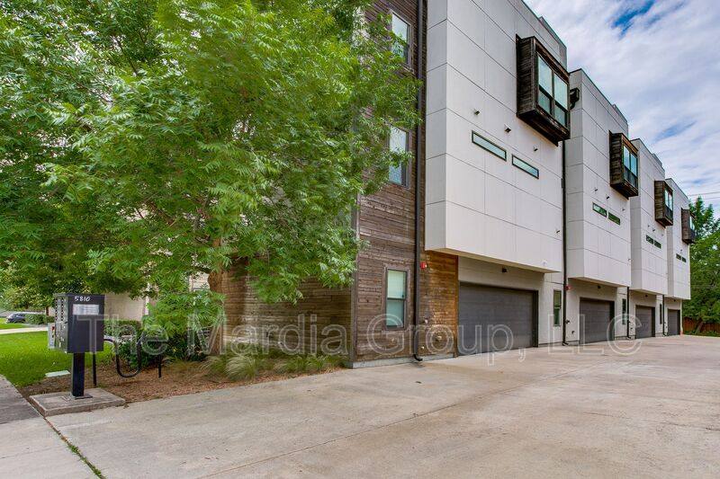 Condo for rent at 5810 Bryan Parkway #300, Dallas, TX 75206