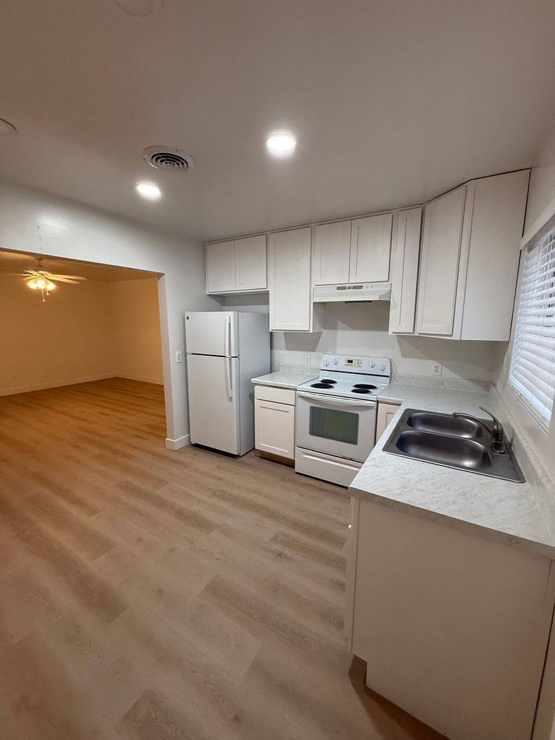 Apartment for rent at 1819 E Sheridan St, Phoenix, AZ 85006
