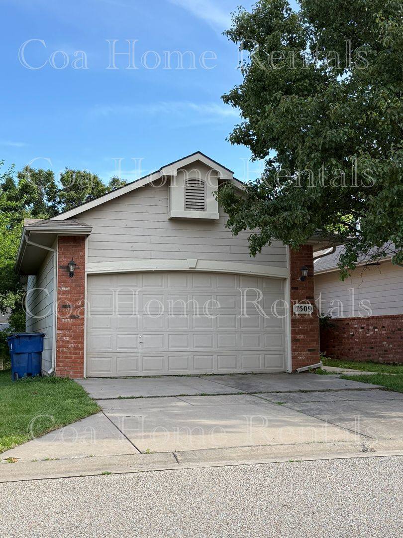 Apartment for rent at 7509 Cornelison, Wichita, KS 67212