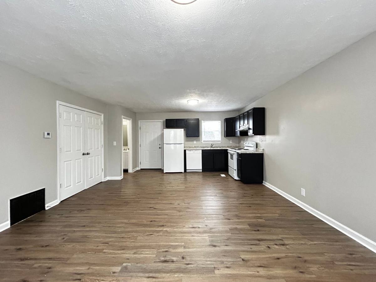Townhouse for rent at 408 Bainbridge Court, Lexington, KY 40509
