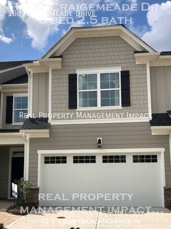 Townhouse for rent at 1009 Craigmeade Dr, Morrisville, NC 27560