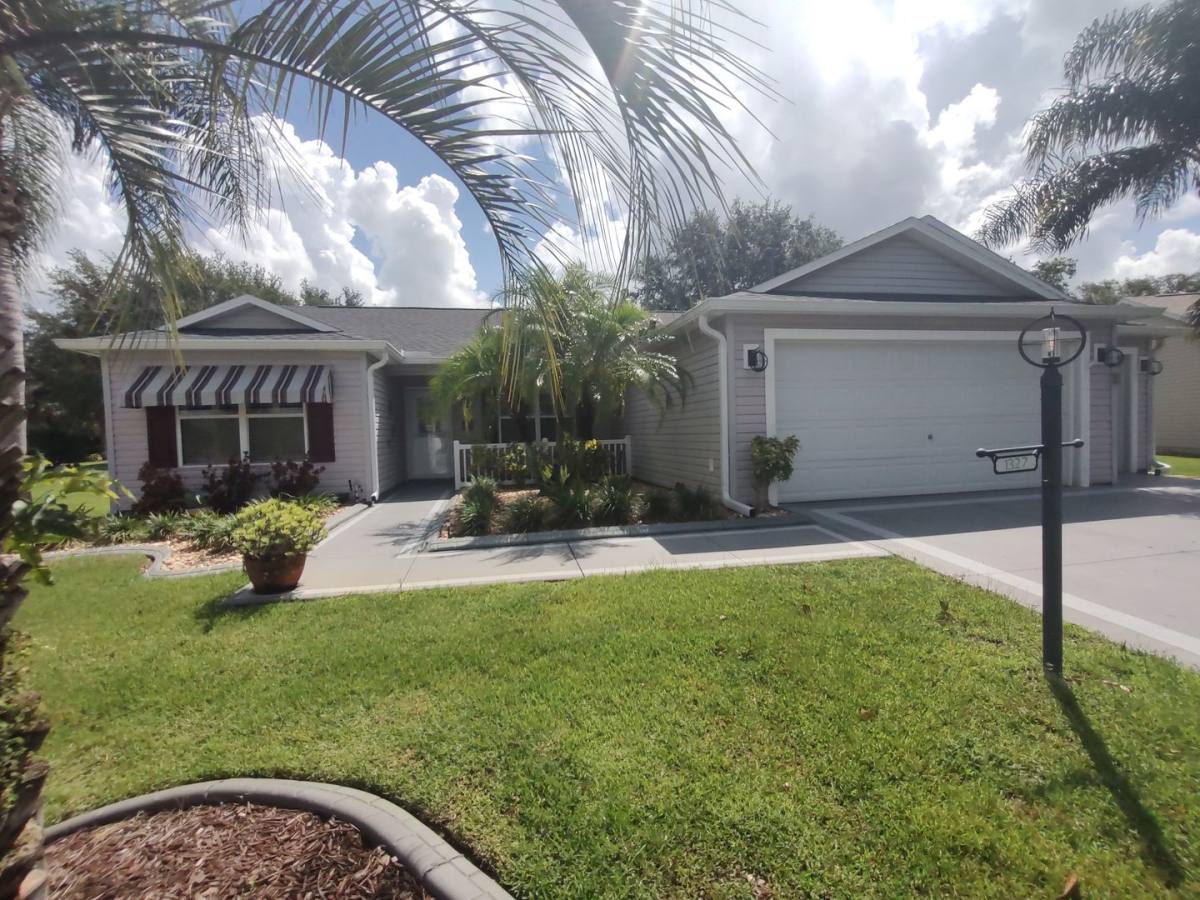 House for rent at 1327 Fort Lawn Loop, The Villages, FL 32162