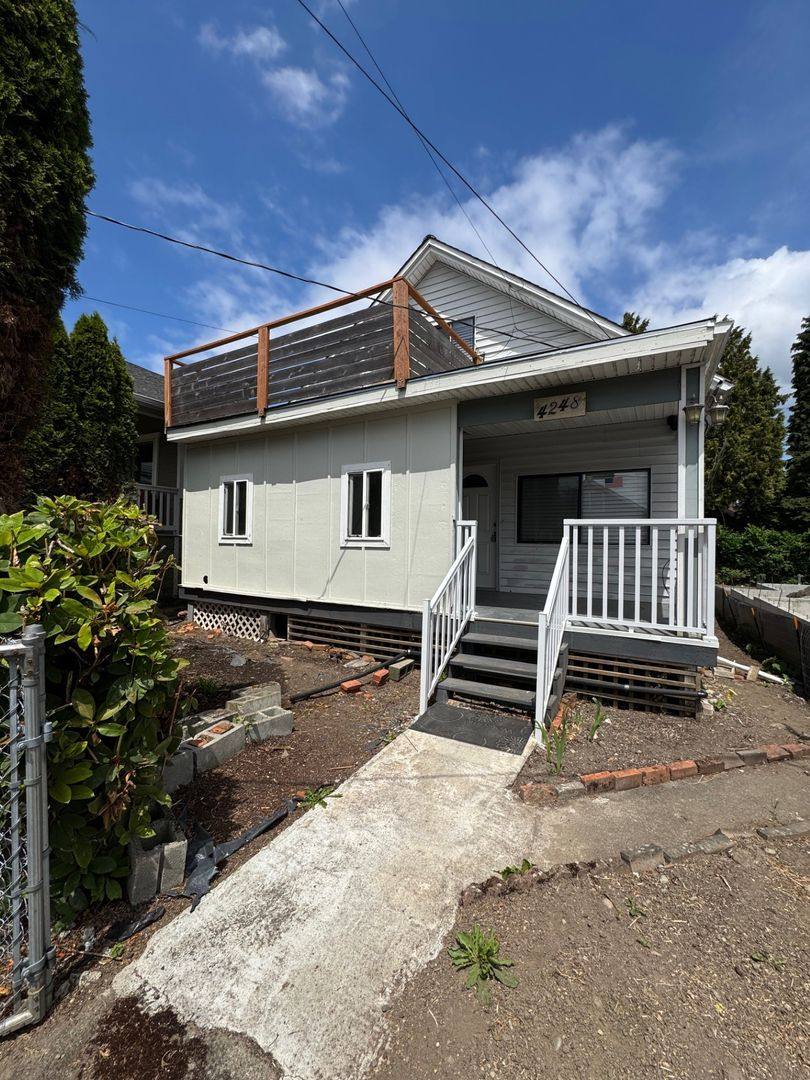 House for rent at 4248 S Juneau St, Seattle, WA 98118