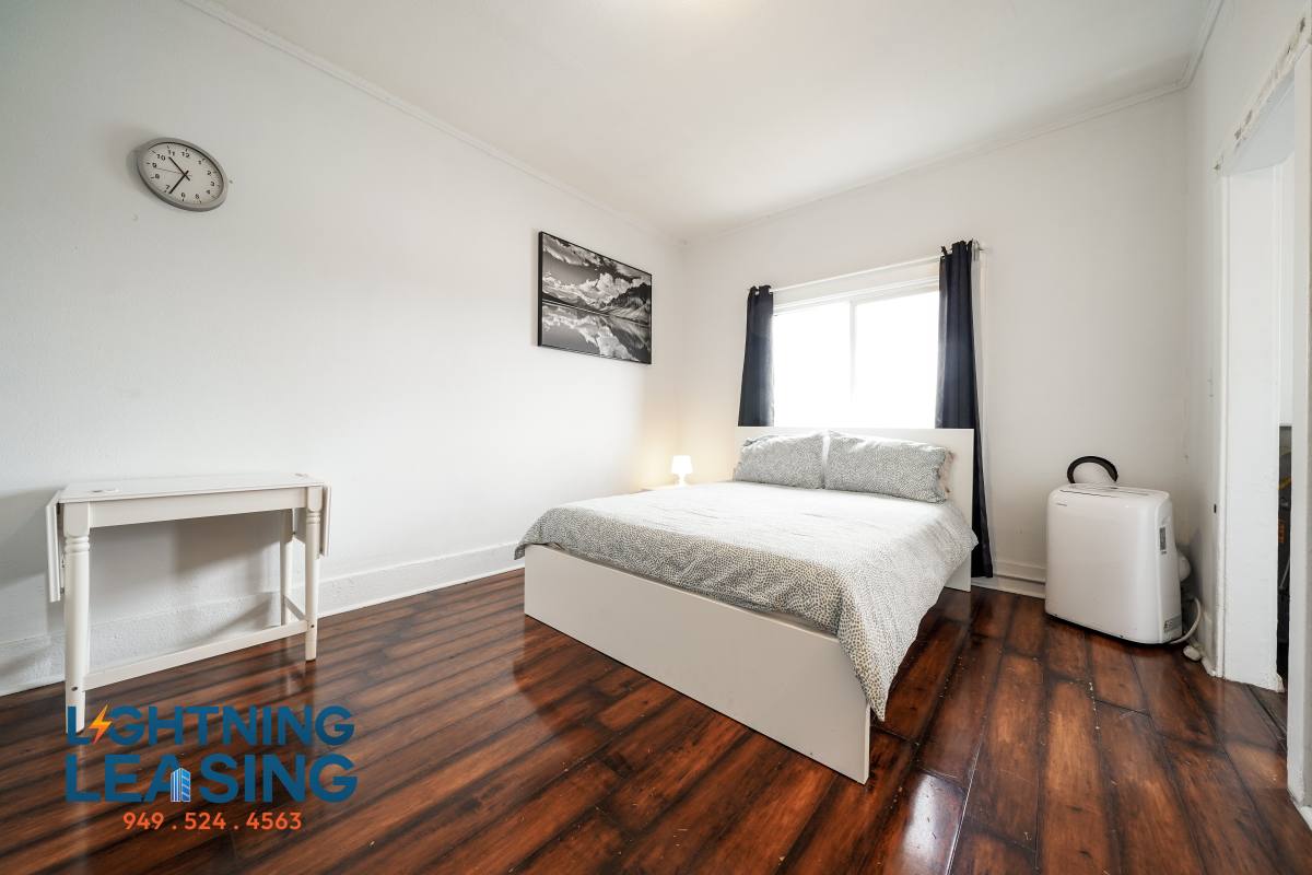 Apartment for rent at 1420 Flower St #3C, Los Angeles, CA 90015