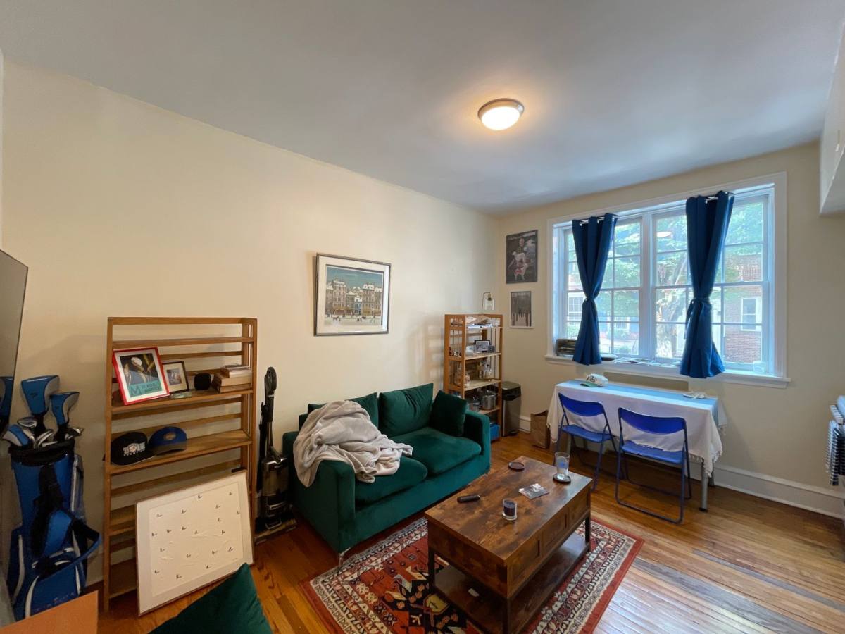 Apartment for rent at 532-534 Pine St, Philadelphia, PA 19106