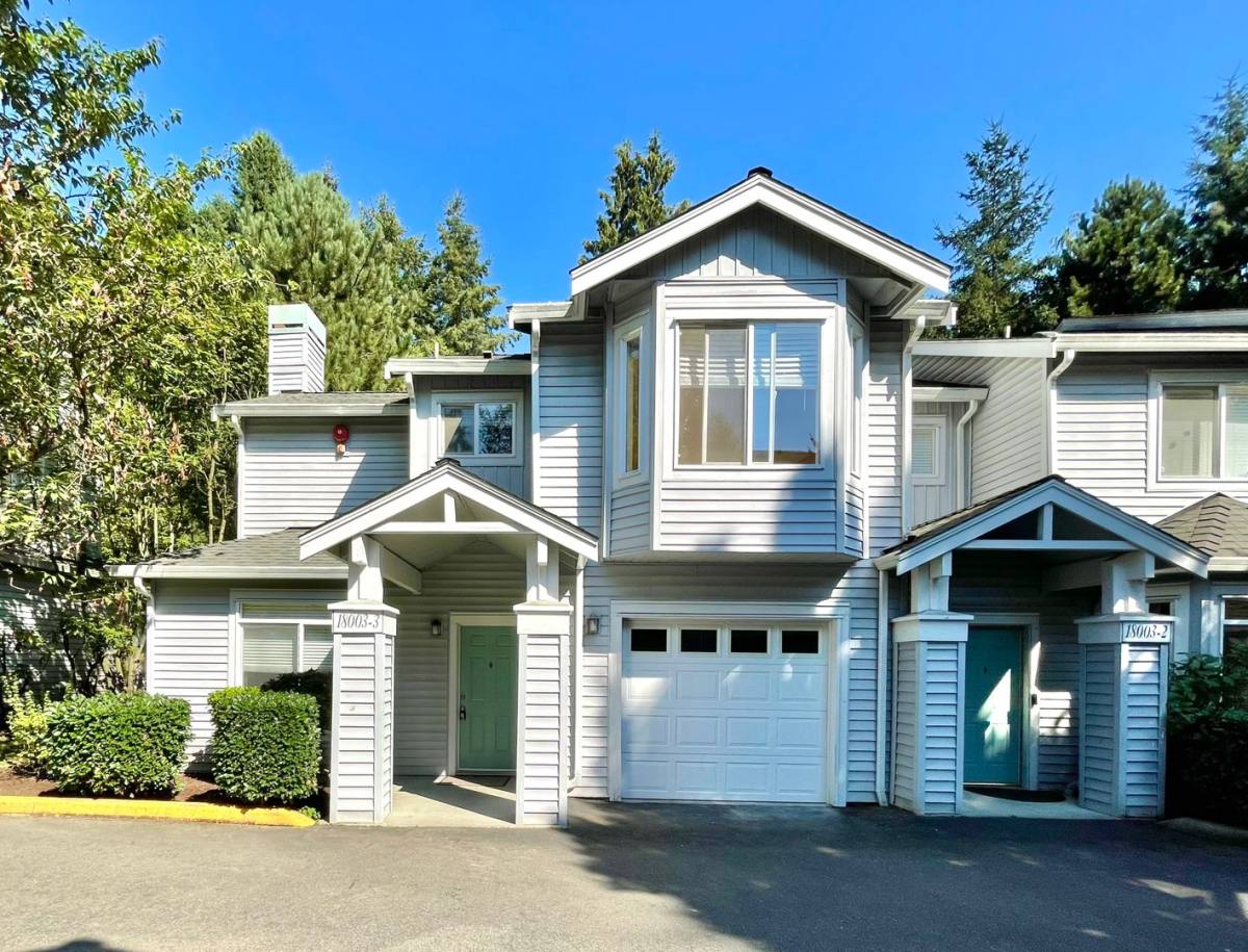 Townhouse for rent at 18003 NE 93rd Court #3, Redmond, WA 98052