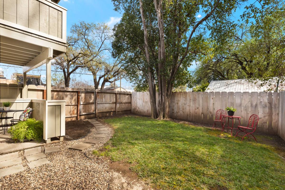 Apartment for rent at 569 E 7th Ave, Chico, CA 95926