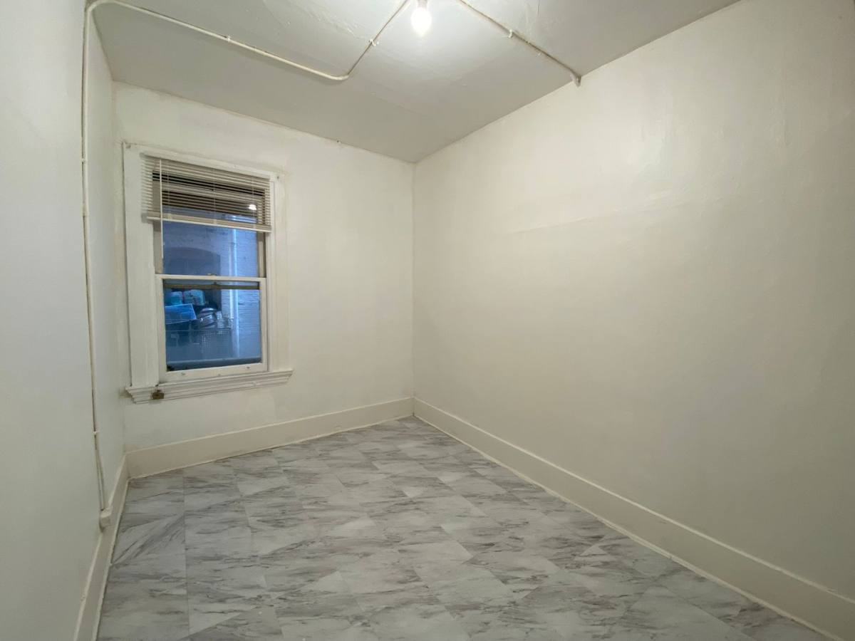 Apartment for rent at 858 Washington St #34, San Francisco, CA 94108