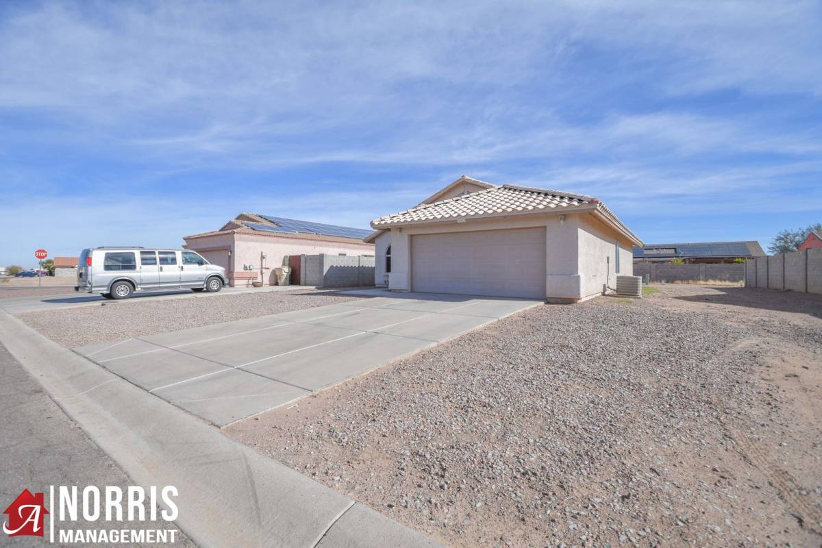 House for rent at 14961 S Padres Rd, Arizona City, AZ 85123