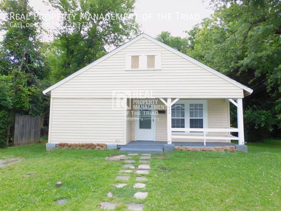 House for rent at 504 Oxford St, Greensboro, NC 27406