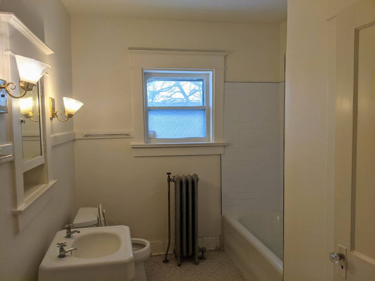 Apartment for rent at 1382 S 1st St, Louisville, KY 40208