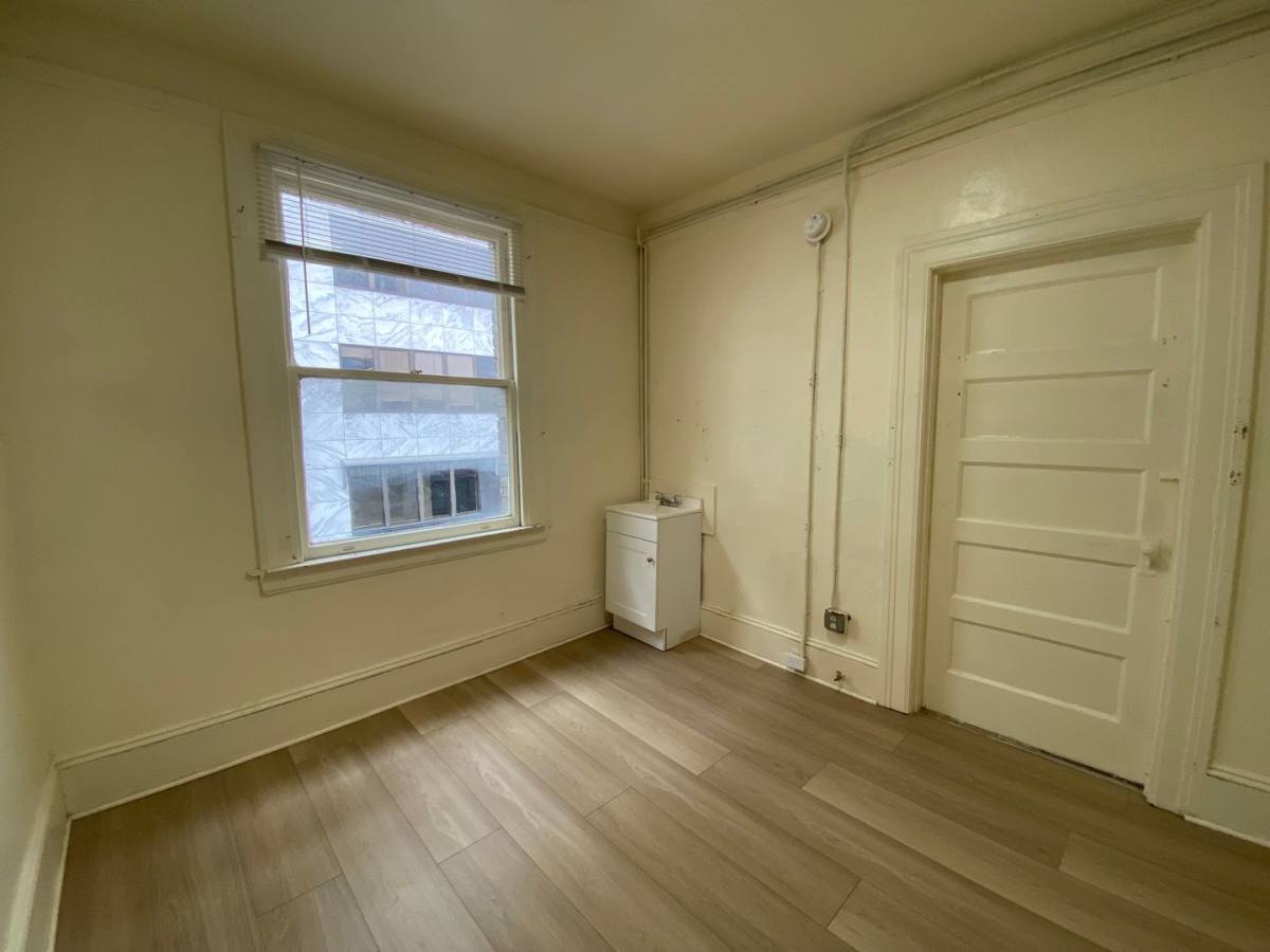 Apartment for rent at 666 Sacramento St #19, San Francisco, CA 94111