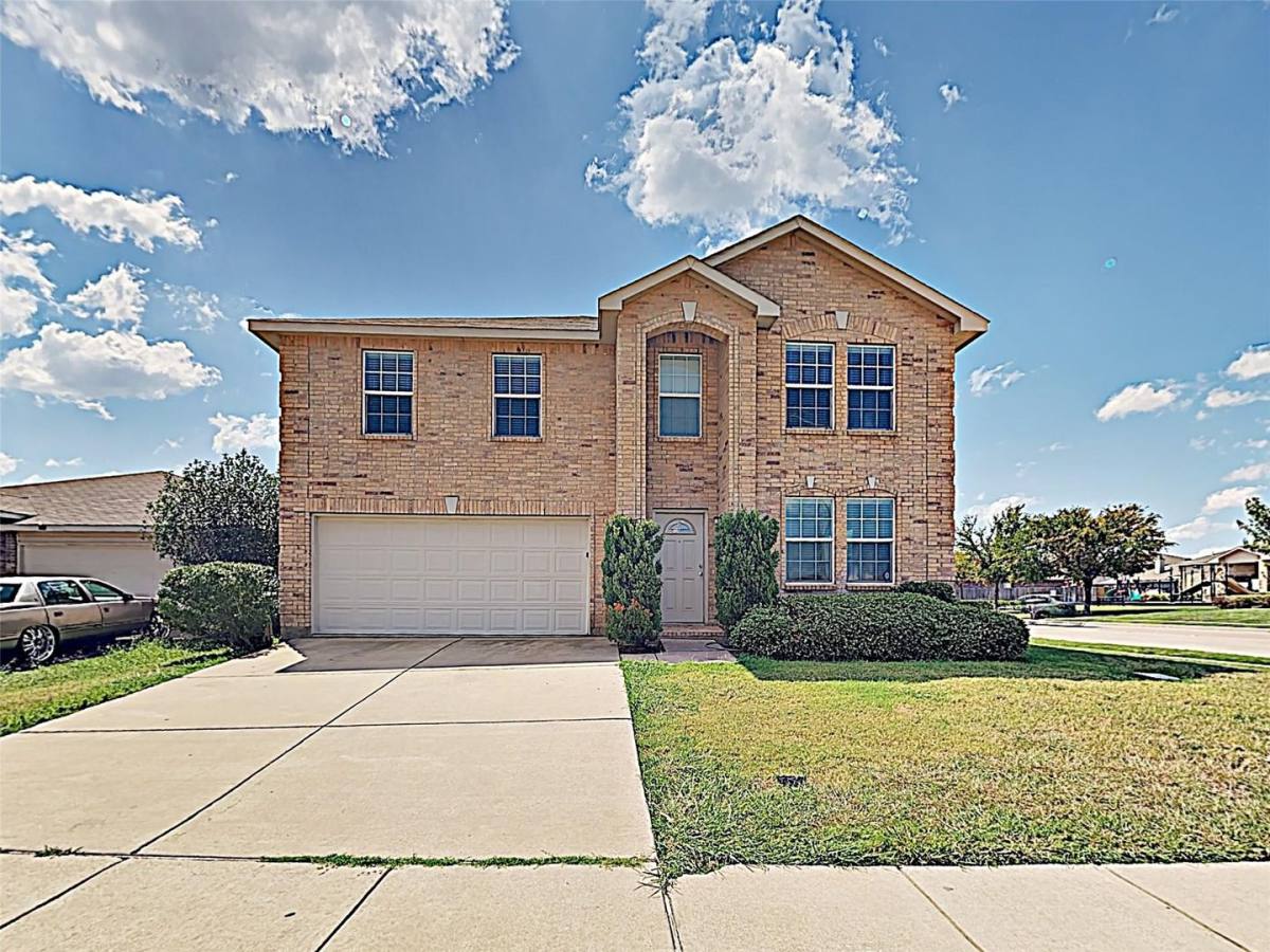 House for rent at 4029 Thoroughbred Trail, Fort Worth, TX 76123