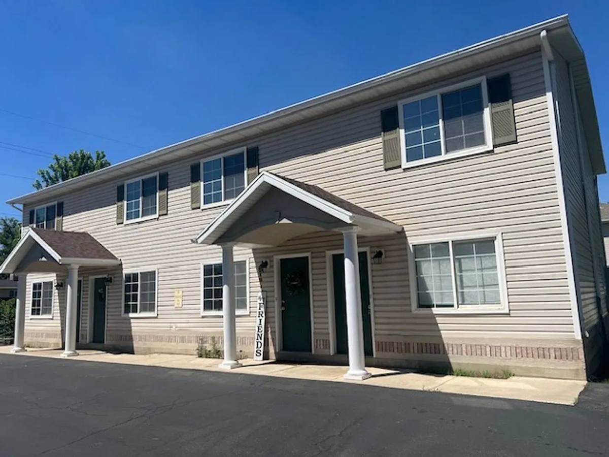 Townhouse for rent at 472 E 2100 N, Ogden, UT 84414