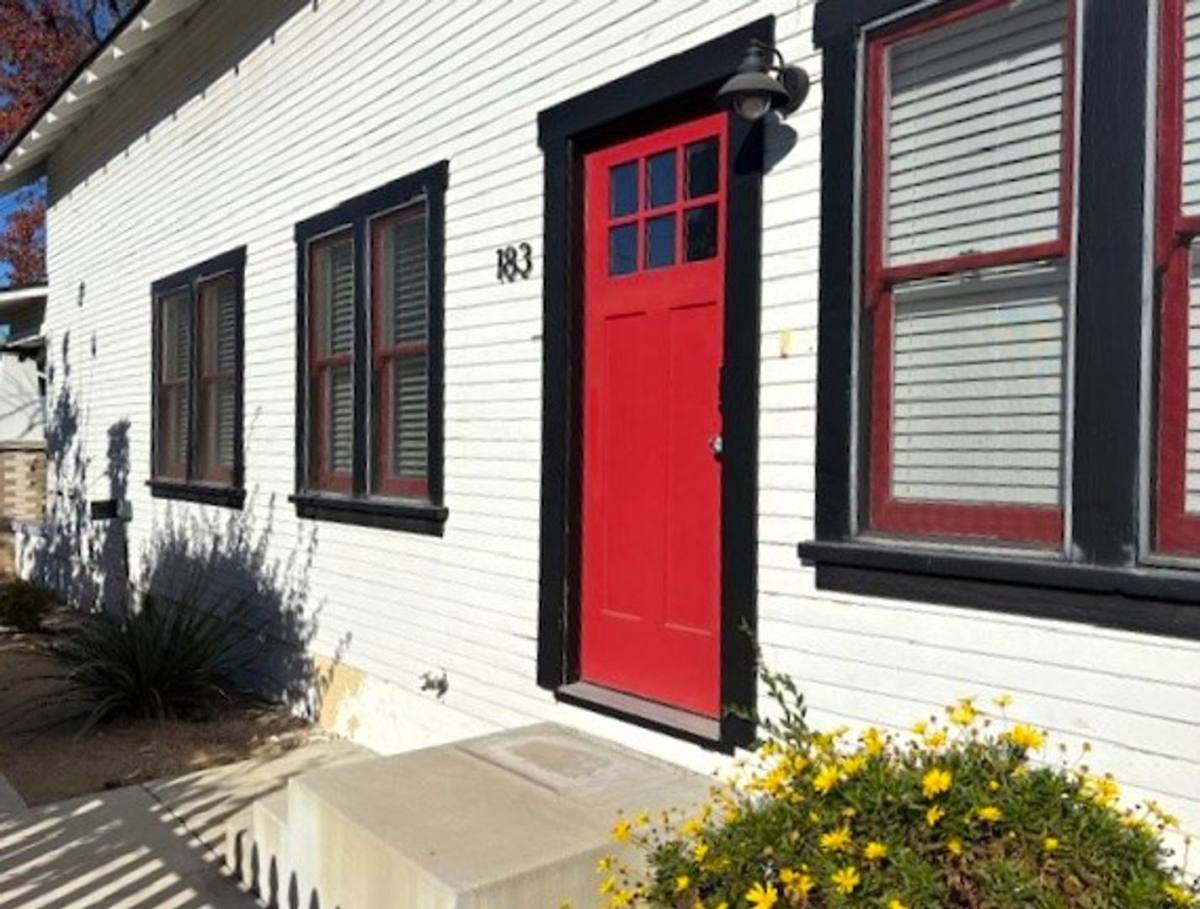 Apartment for rent at 183 N Waverly St, Orange, CA 92866