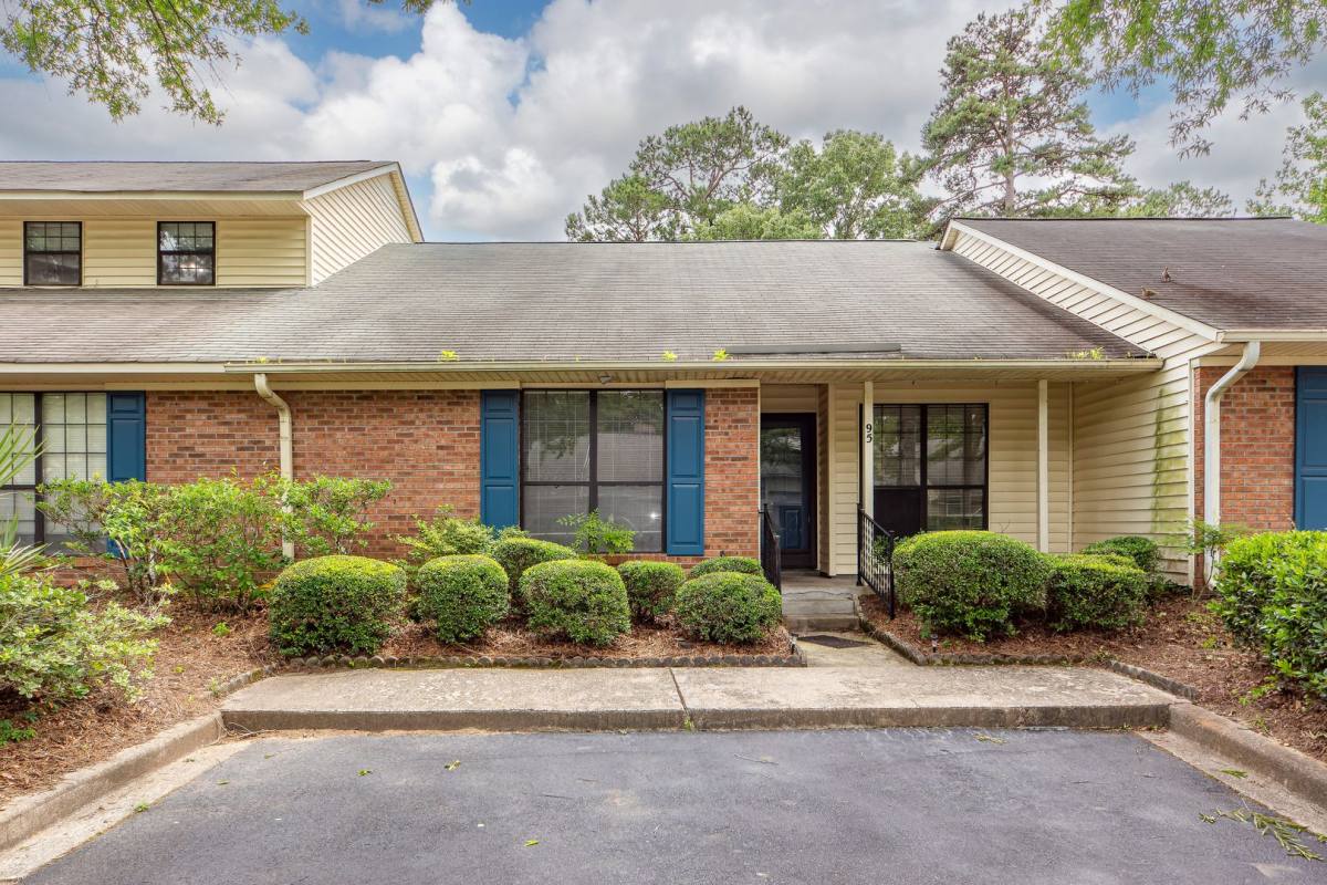 Townhouse for rent at 95 Indigo Lane, Goose Creek, SC 29445