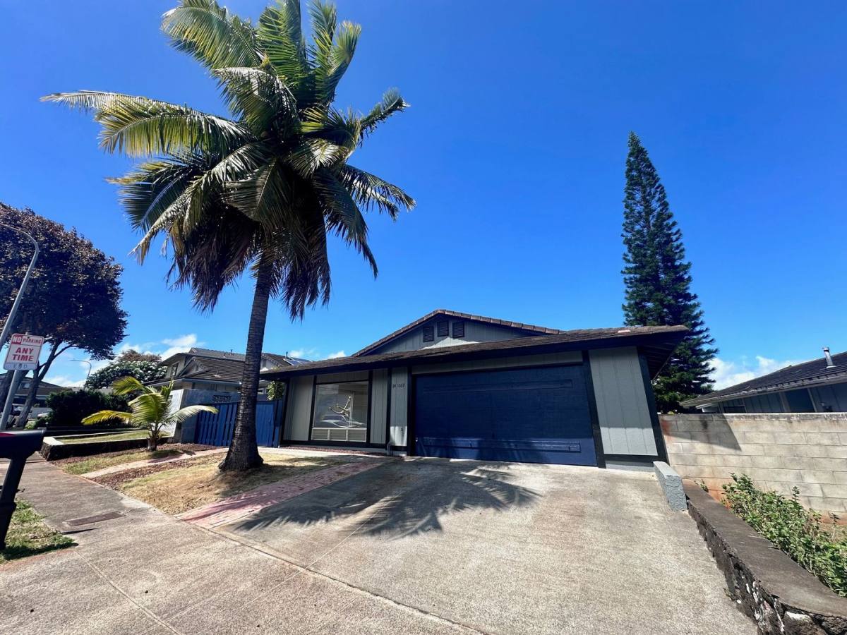 House for rent at 94-1069 Mele St, Waipahu, HI 96797