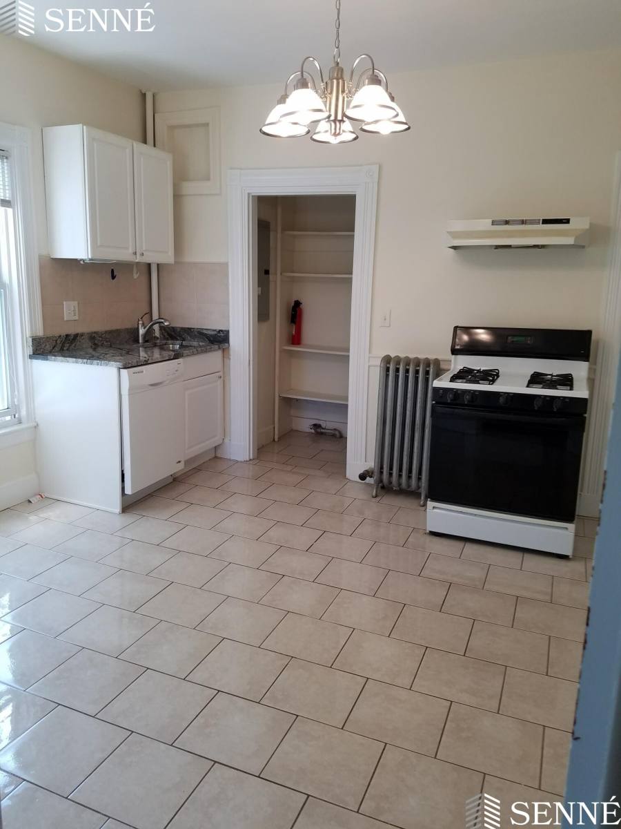 House for rent at 27 Hammond #1, Cambridge, MA 02138