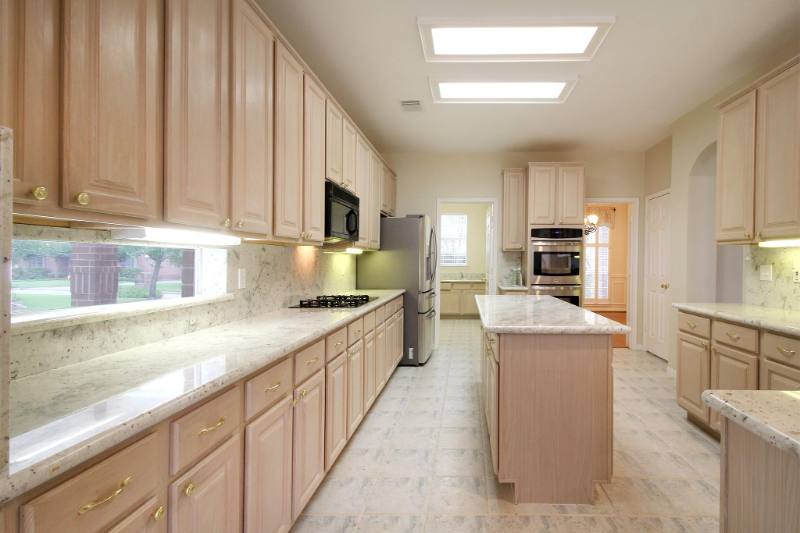 House for rent at 18811 Cypress Chateau Dr, Spring, TX 77380