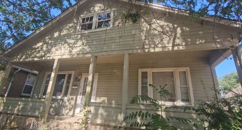 House for rent at 808 Elm St, Pueblo, CO 81004
