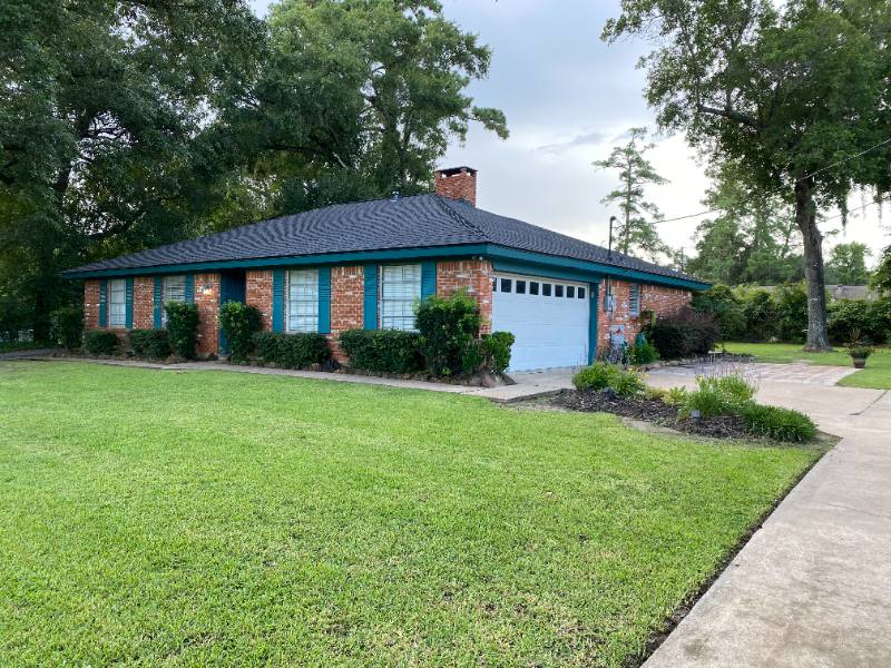 House for rent at 2512 Bishop St, Orange, TX 77630