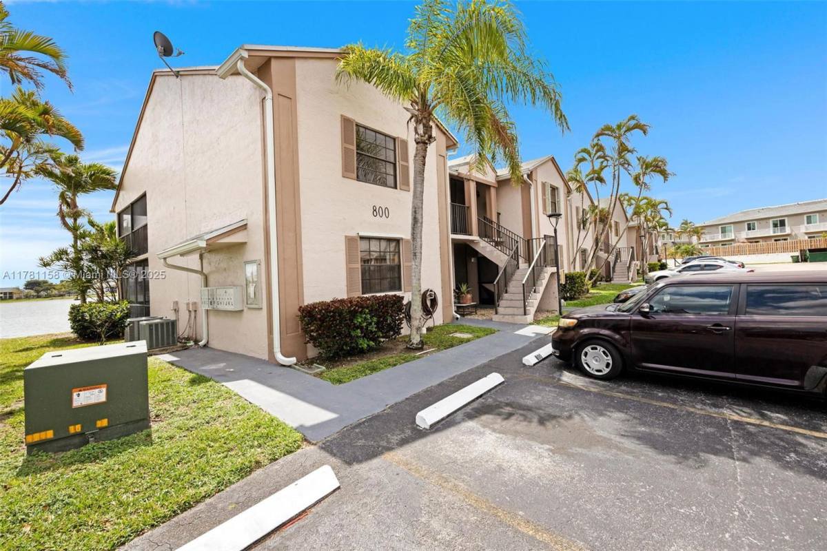 Condo for rent at 800 Independence Dr, Homestead, FL 33034