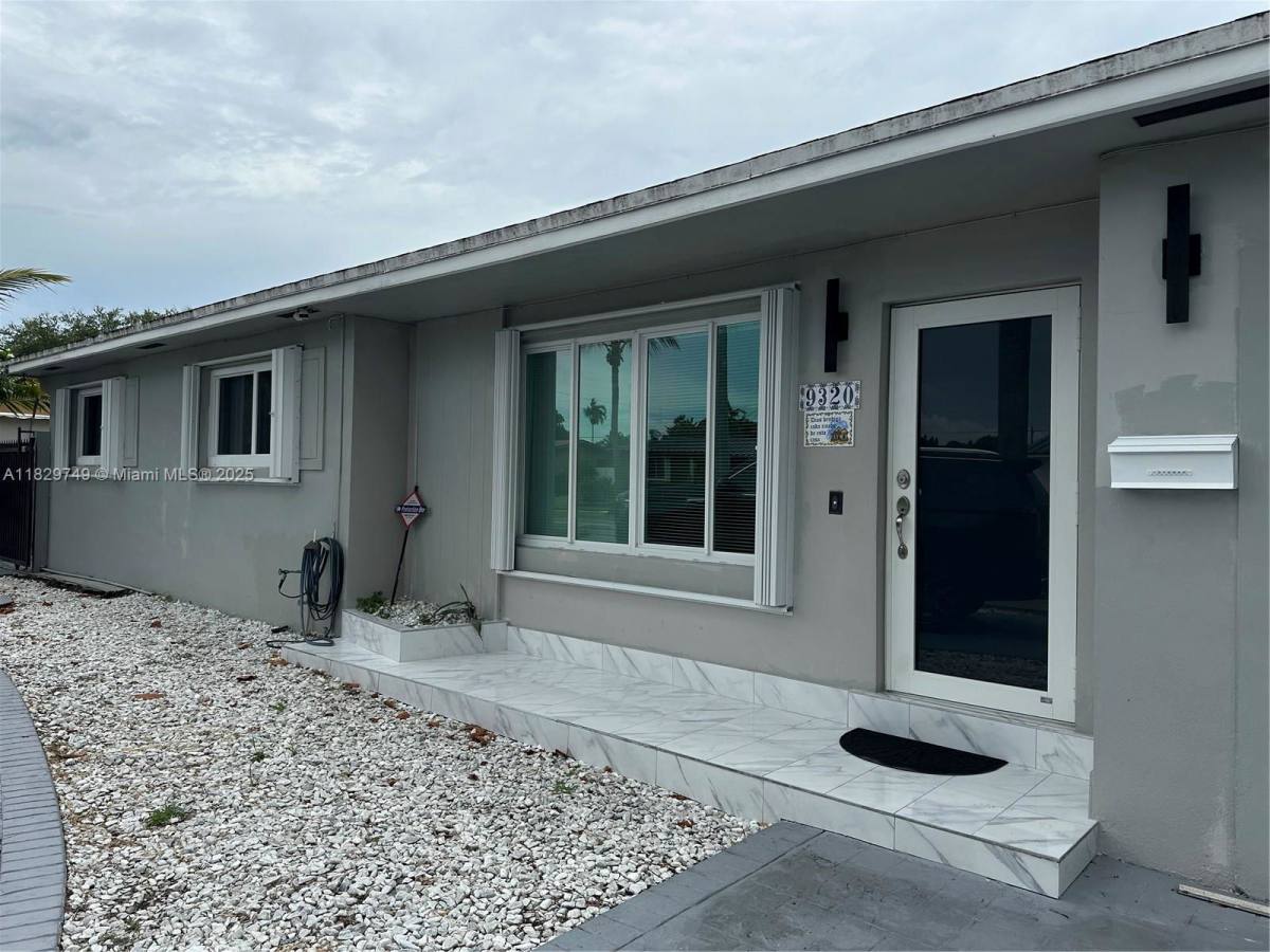 House for rent at 9320 SW 46th Terrace, Miami, FL 33165