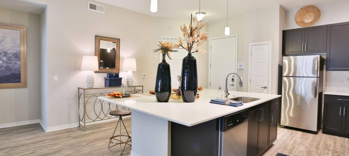 Apartment for rent at 18220 N 68th St, Phoenix, AZ 85054