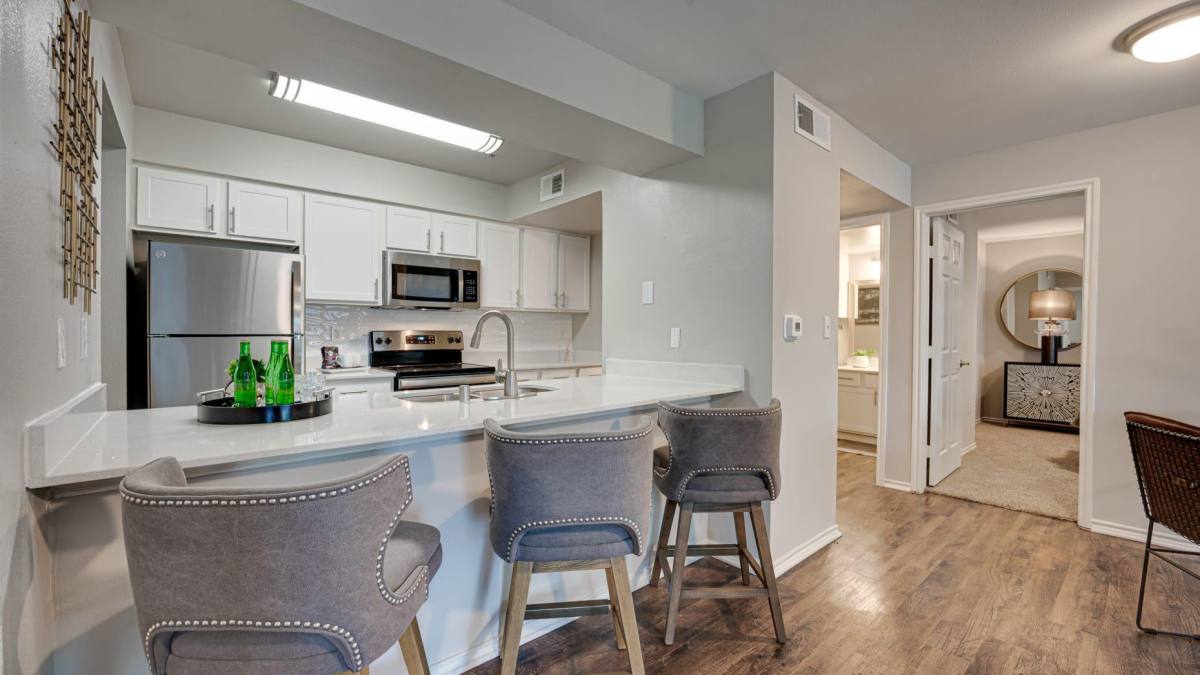 Apartment for rent at 315 N Greenville Ave, Allen, TX 75002