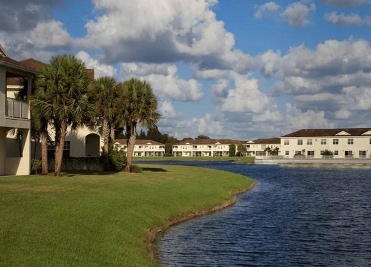 Apartment for rent at Lake Worth Corridor, 4495 Emerald Vista, Lake Worth, FL 33461