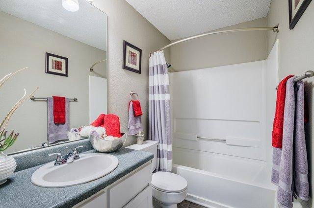 Apartment for rent at Colonial Village at Stone Point, 10900 Point S Dr, Charlotte, NC 28273