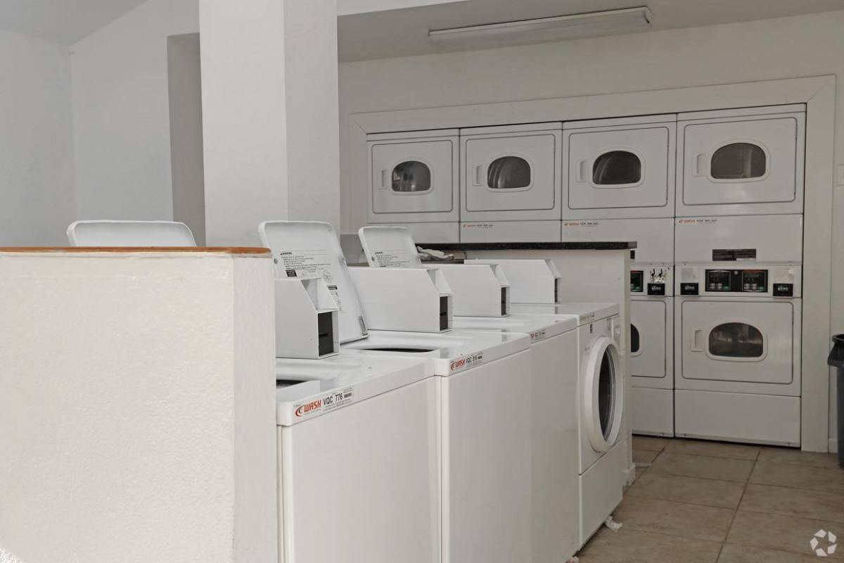 Apartment for rent at Roosevelt, 2107 W Broadway Rd, Mesa, AZ 85202