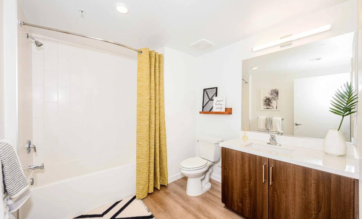 Apartment for rent at 3630 Westminster Ave, Santa Ana, CA 92703