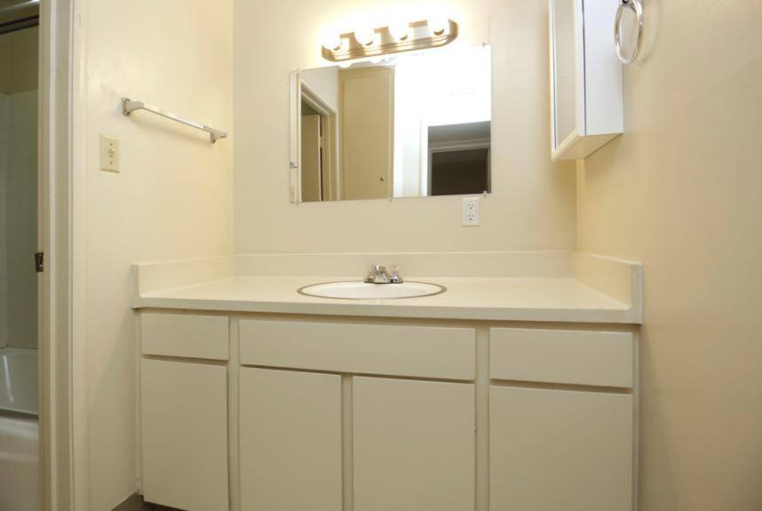 Apartment for rent at 5800 Fair Oaks Blvd, Carmichael, CA 95608
