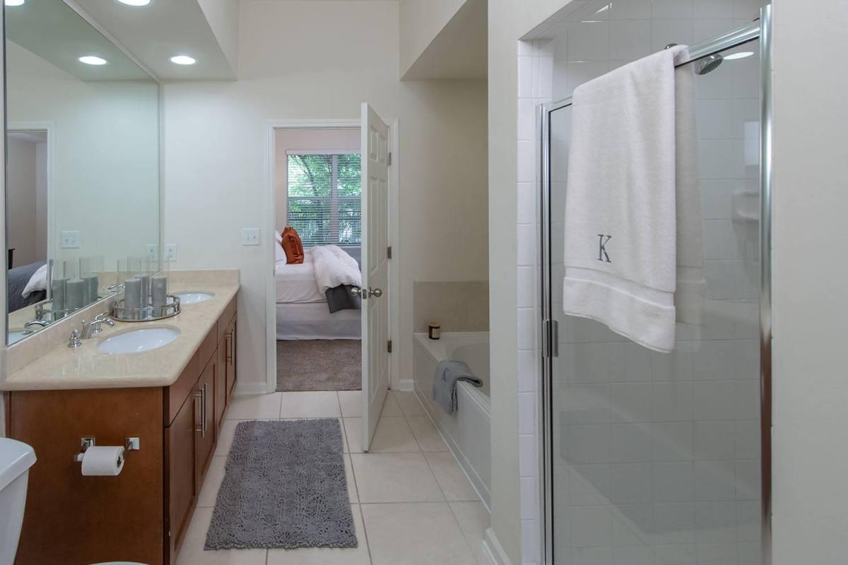 Apartment for rent at 3443 Kingsboro Rd NE, Atlanta, GA 30326