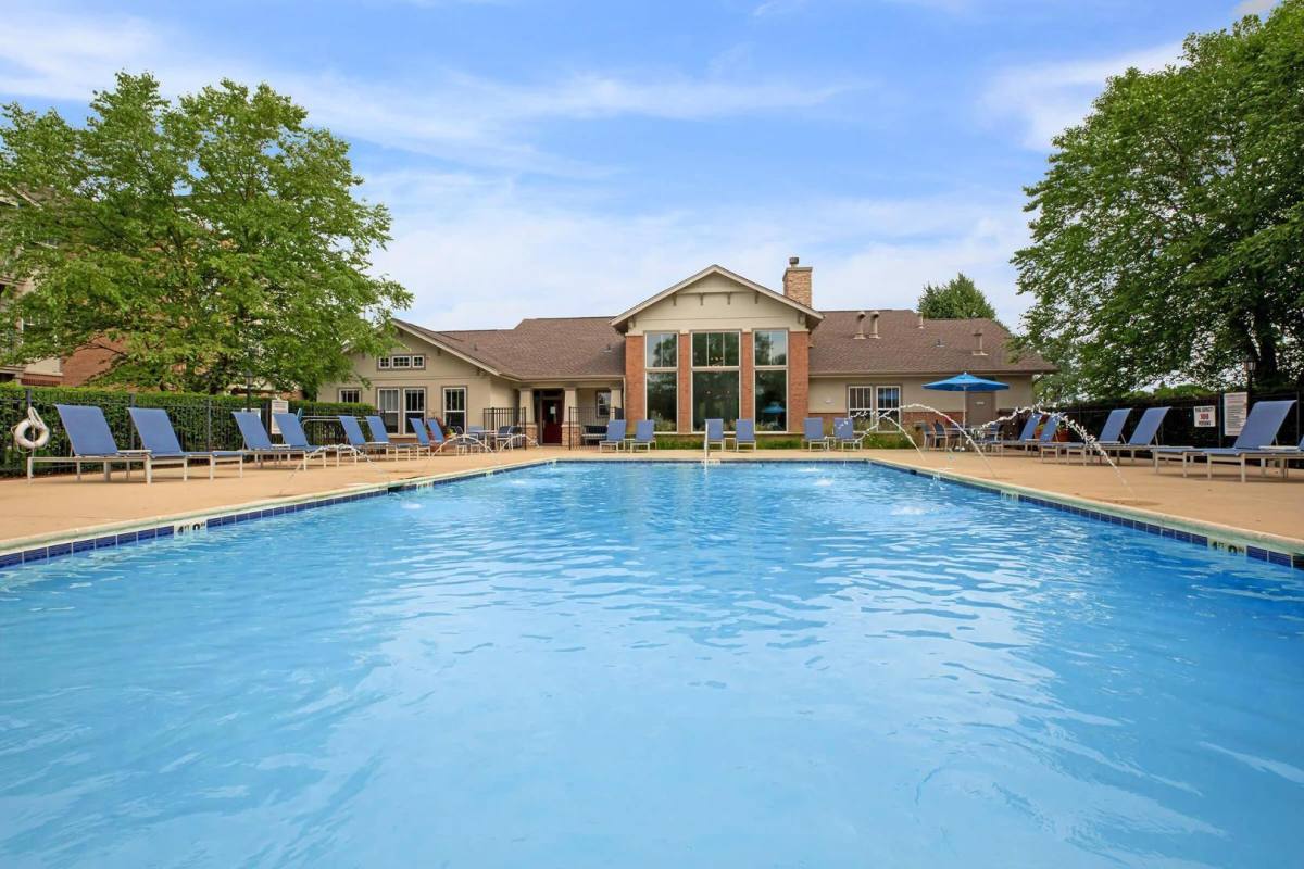 Apartment for rent at 25 N Buesching Rd, Lake Zurich, IL 60047