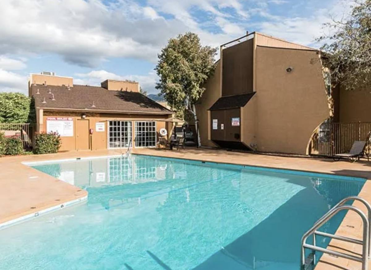 Apartment for rent at Sierra Meadows, 4236 Eubank Blvd NE, Albuquerque, NM 87111