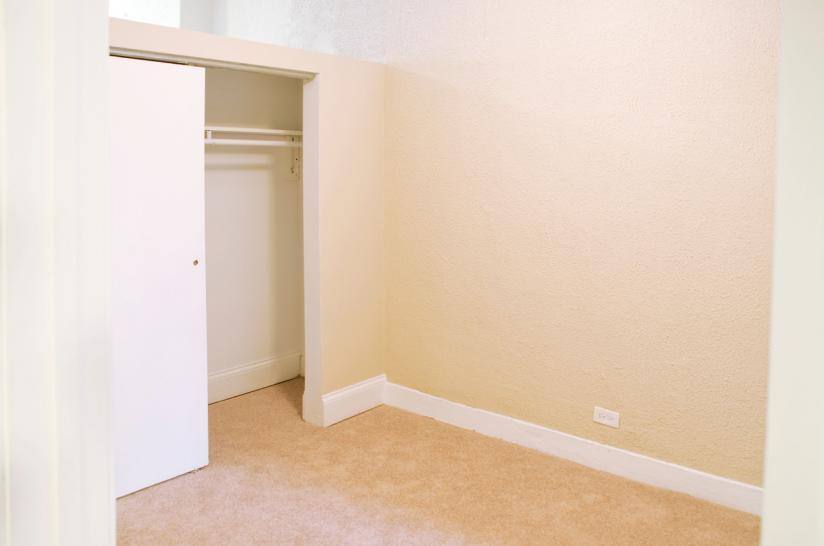 Apartment for rent at 5123 S Kimbark Ave, Chicago, IL 60615