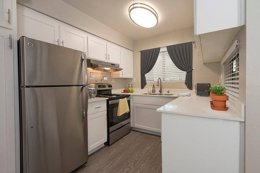 Apartment for rent at The Esplanade, 6200 Greenhaven Dr, Sacramento, CA 95831