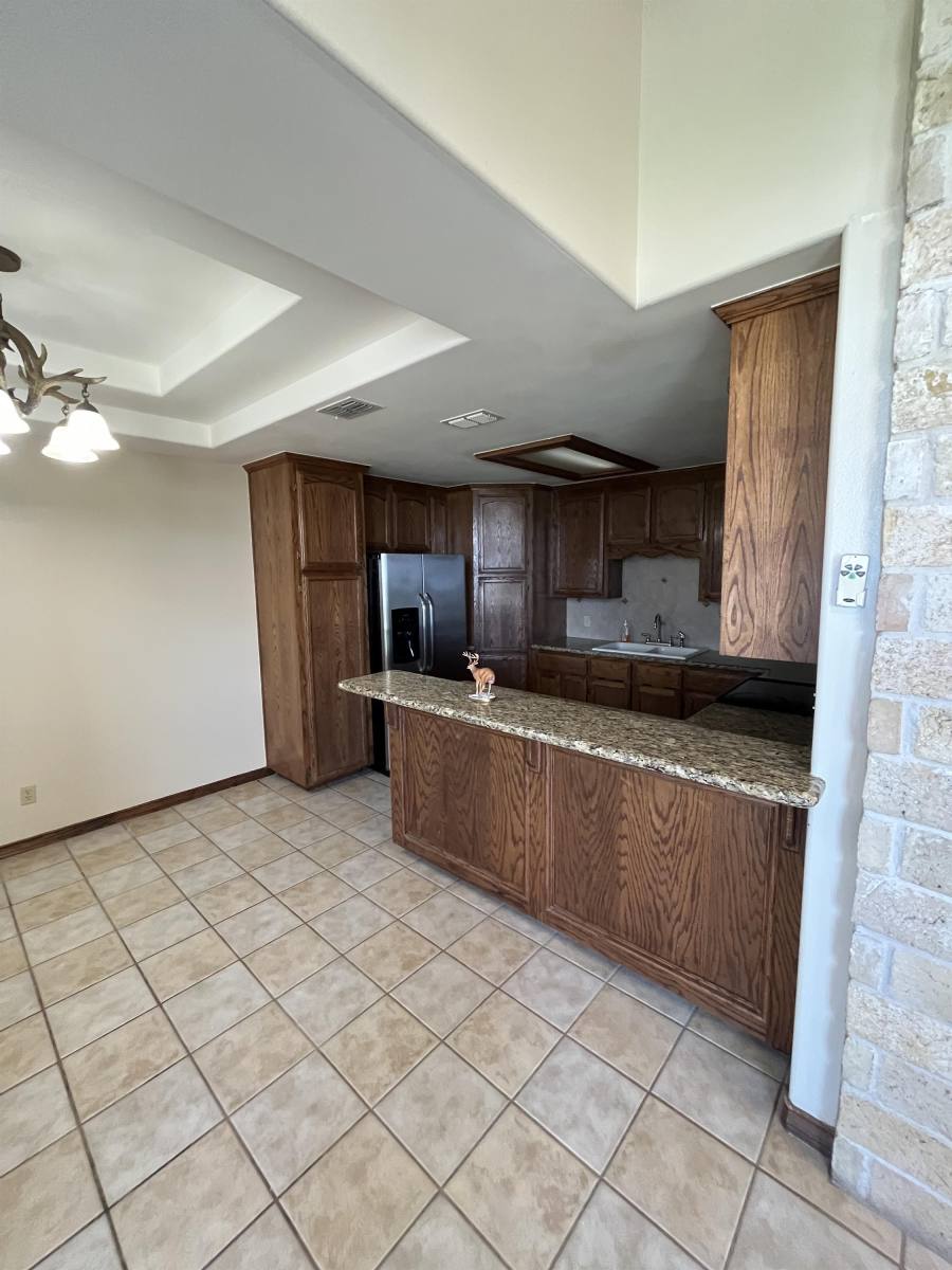 House for rent at 310 S Val Verde Rd, Donna, TX 78537