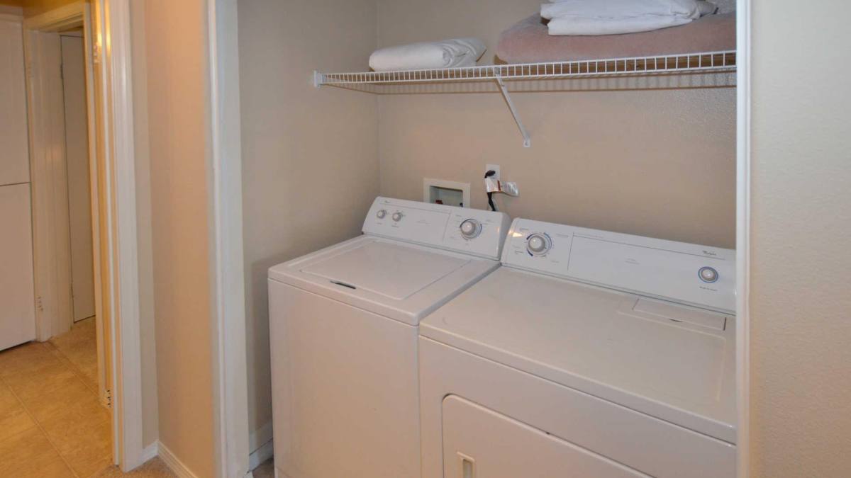 Apartment for rent at Belle Fontaine, 4077 Glencoe Ave, Marina Del Rey, CA 90292