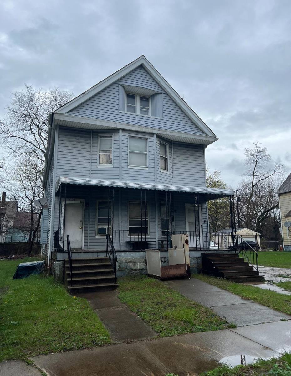 Apartment for rent at 7109 Lawnview Ave, Cleveland, OH 44103