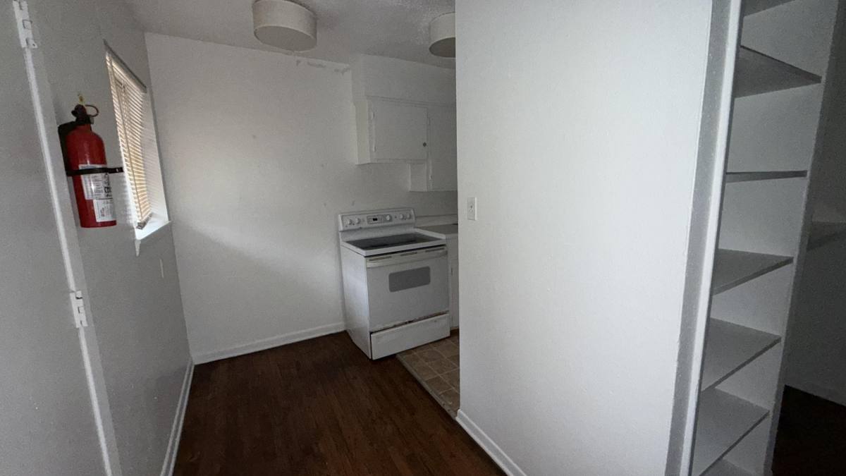 Apartment for rent at 4921 Crawford St, Houston, TX 77004
