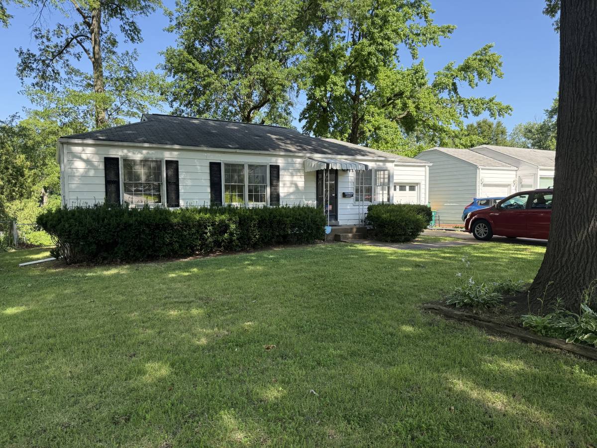 House for rent at 10335 Ewell Dr, Saint Louis, MO 63137