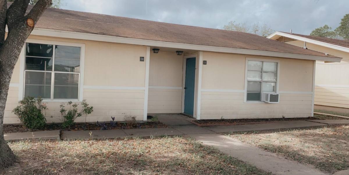 Apartment for rent at 657 W Fourth St, Yorktown, TX 78164